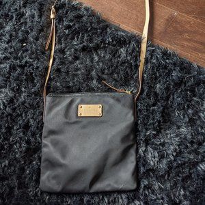 Kaye Spade Cross body Purse with gold hardware